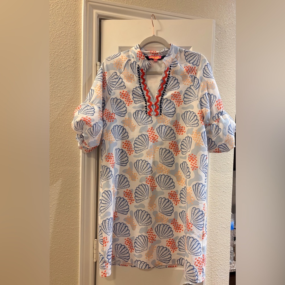 THML White Dress with Blue Shells and Coral Accents and Tic Rac detail - Picture 2 of 8